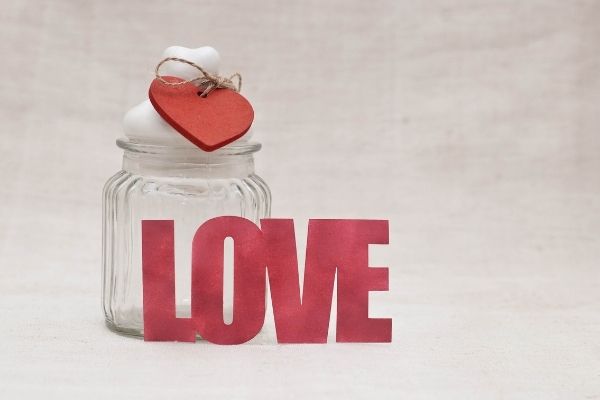 131 Most Creative Ways to Say I Love You (New 2026 Ideas)