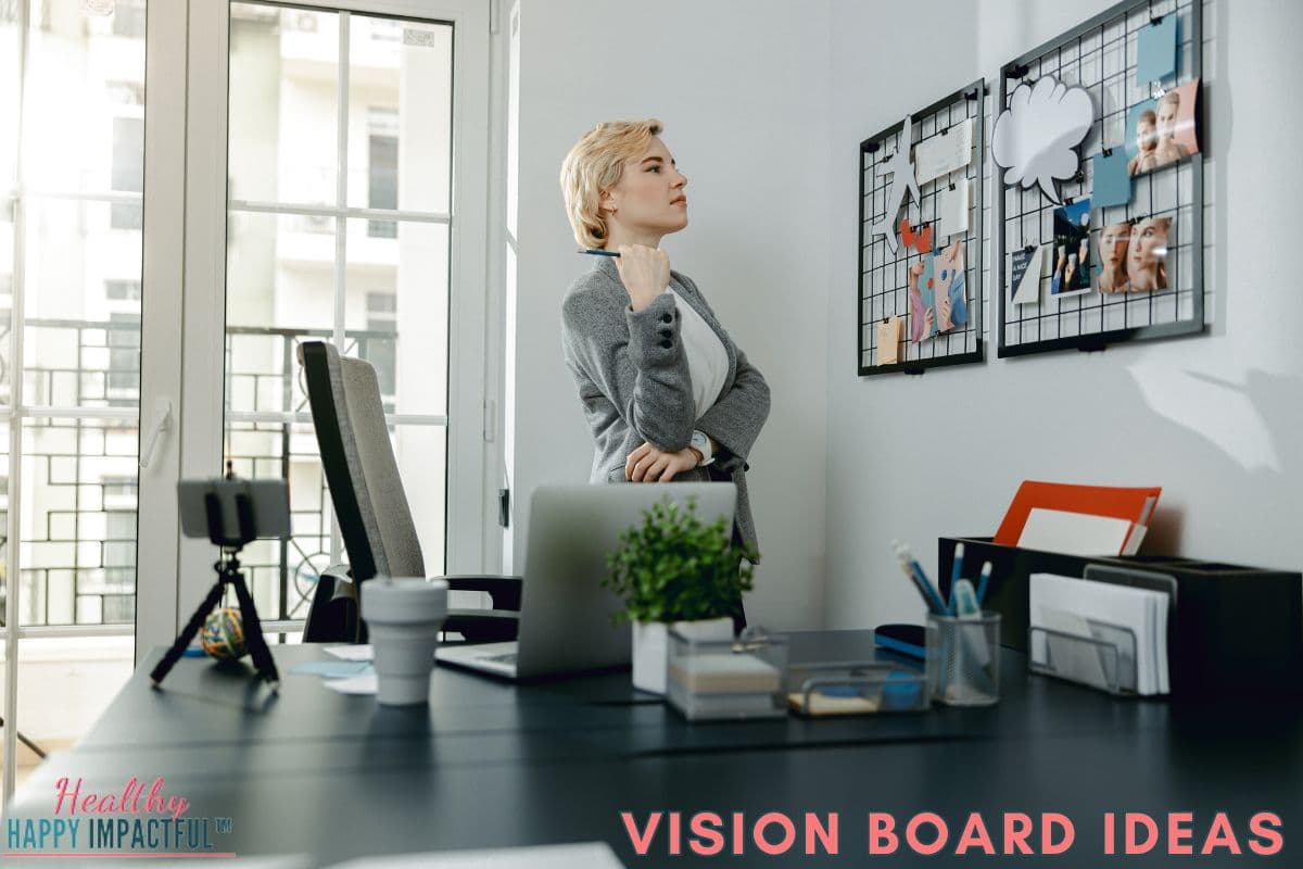 15 AMAZING Vision Board Example Ideas for 2024