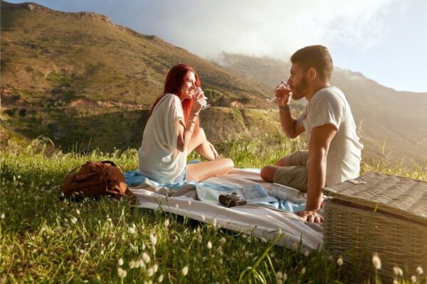 105+ Most Exciting Picnic Date Ideas (& Quick Tips To Make It Easy)