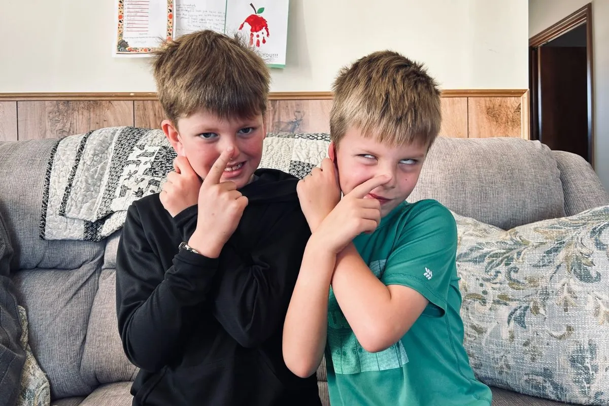 easy minute to win it games with no supplies; fun party games; cotton balls