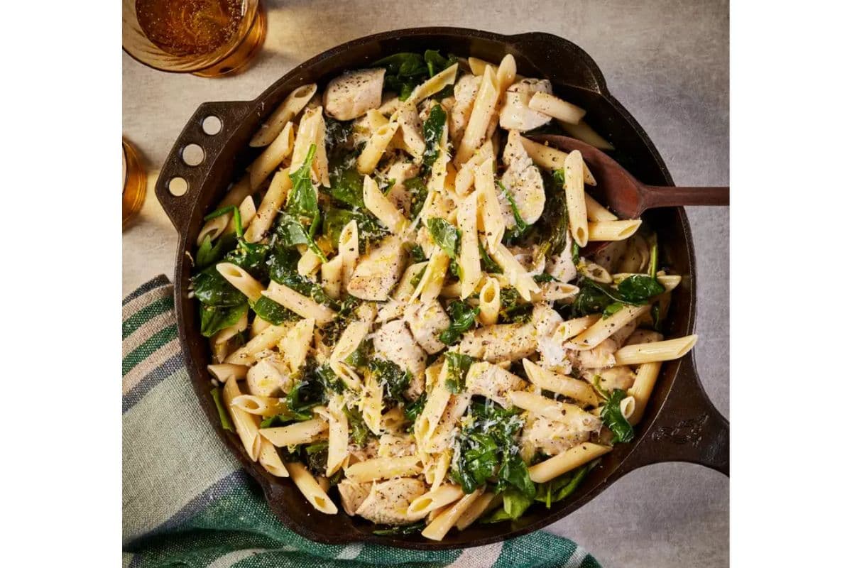 chicken and spinach skillet pasta recipe
