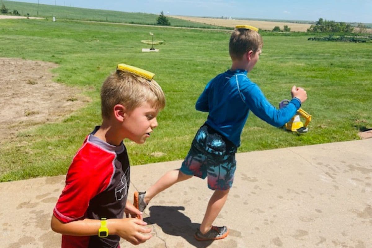 sponge outdoor water games for backyard 