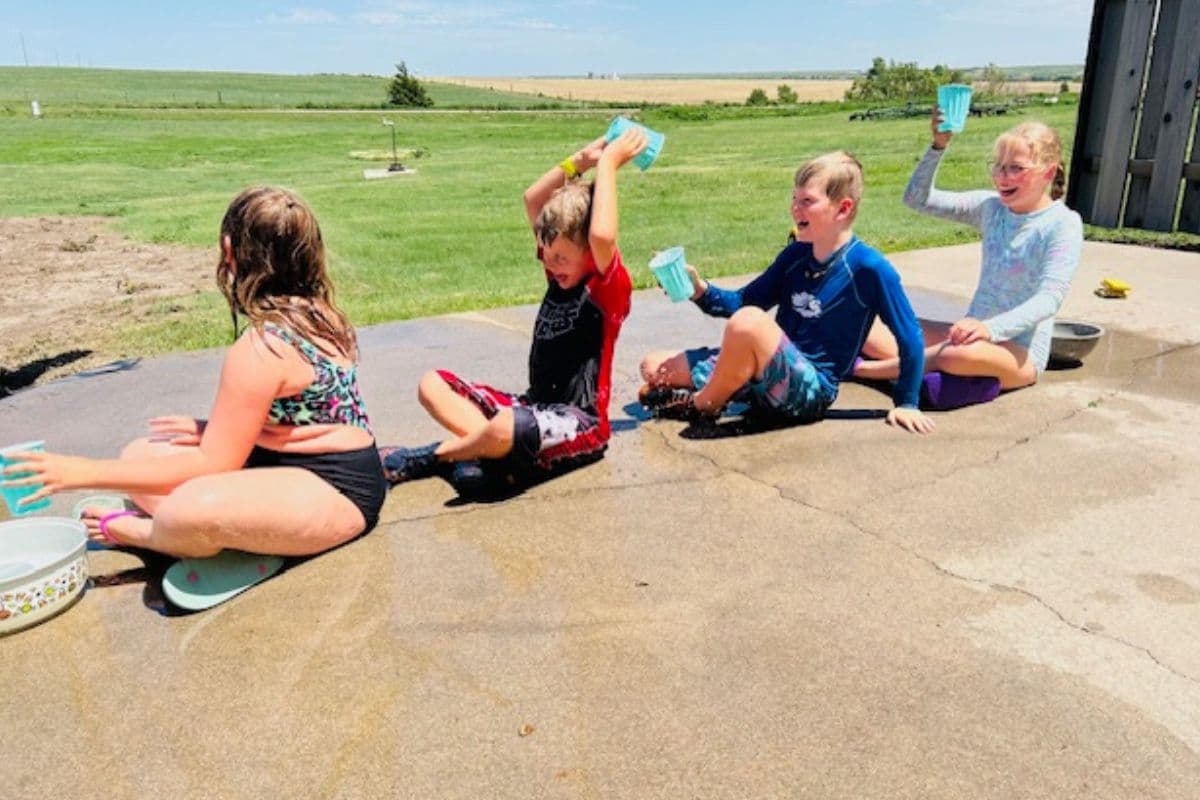 outdoor summer water games with cups