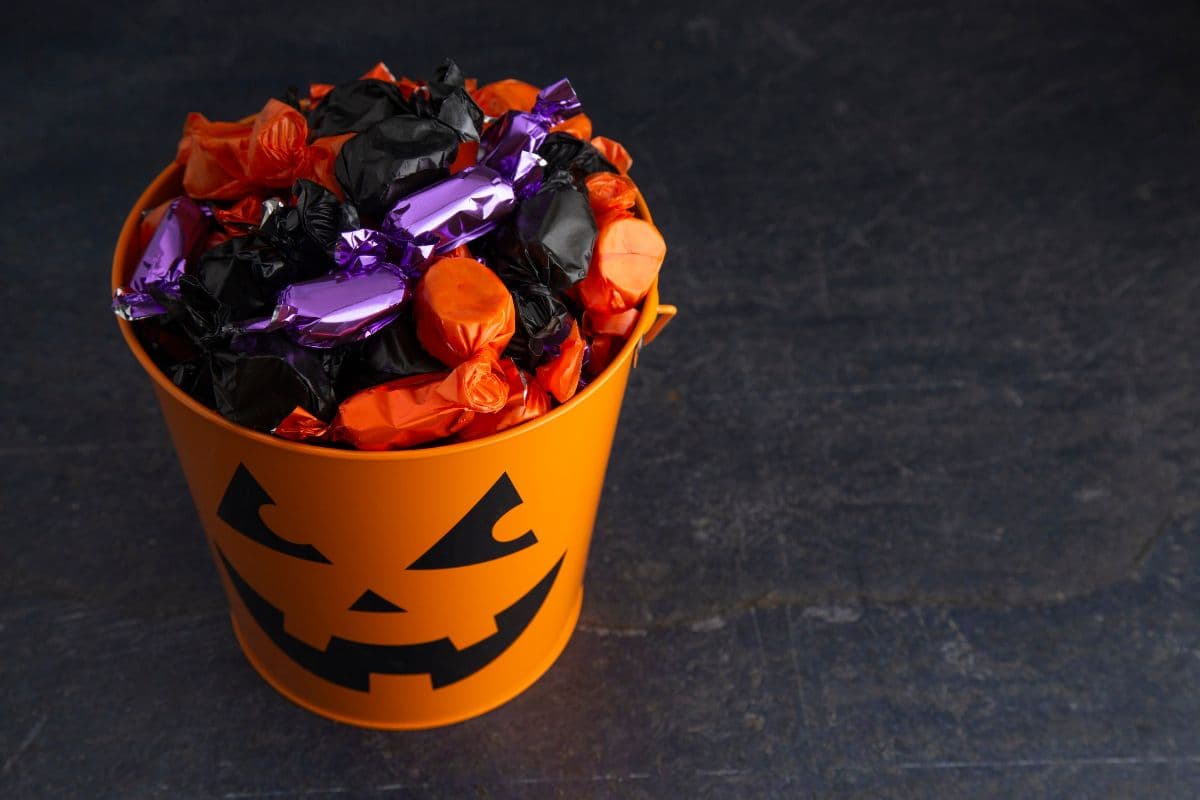 Halloween candy in a bucket