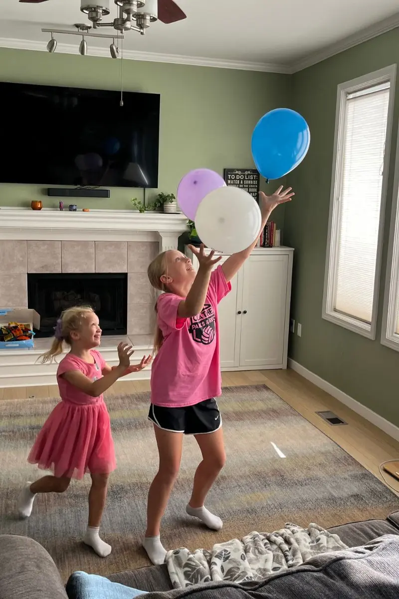 flying turkeys balloons easy minute to win it for fall and Thanksgiving