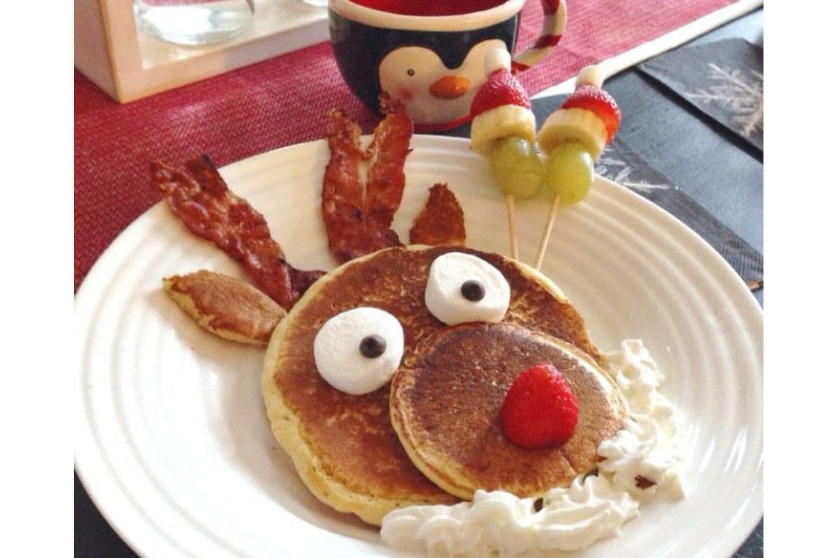 rudolph pancakes for christmas recipes for kids to make at breakfast