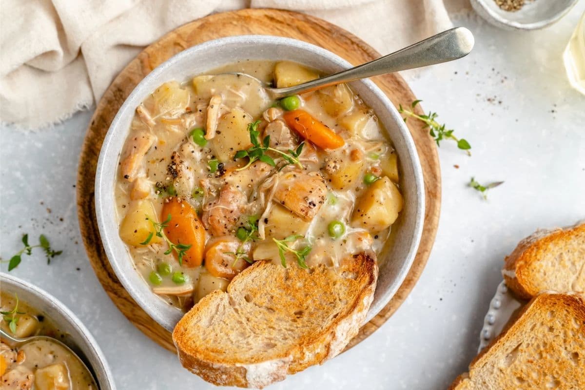 slow cooker chicken stew