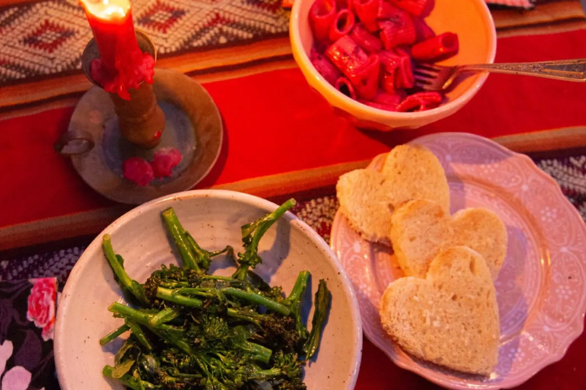 Valentine's Day dinner recipes and ideas for kids to make and eat; simple. at home