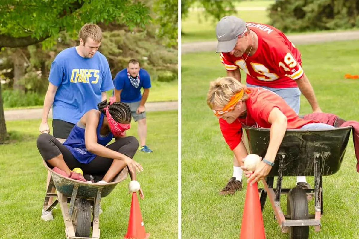 wheelbarrow race