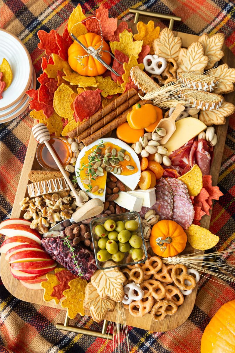 fancy fall themed Thanksgiving charcuterie boards ideas