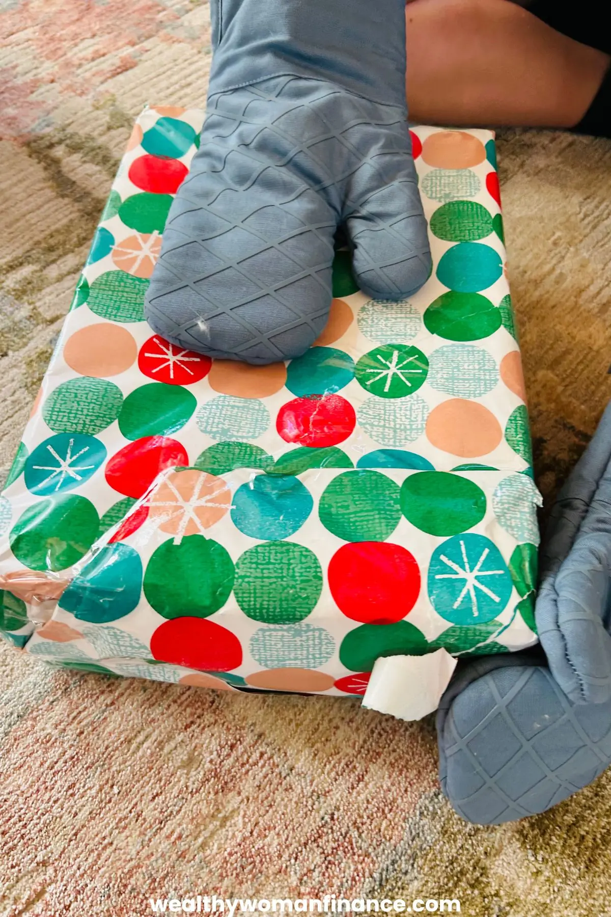 oven mitt unwrapping game
