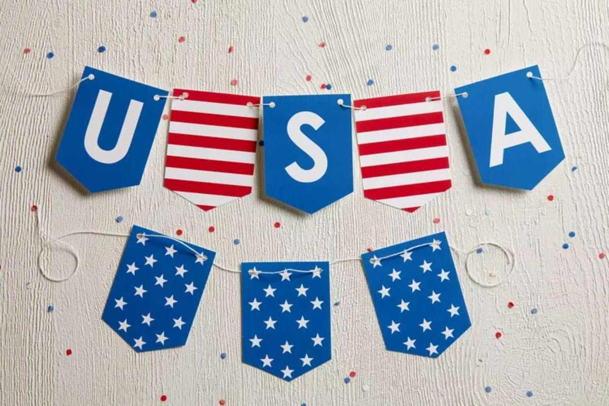 4th of July party decoration ideas; banner; easy