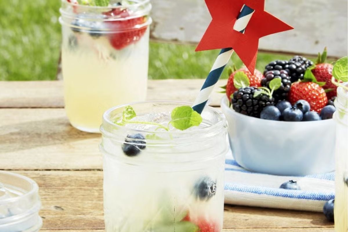 old-fashioned lemonade