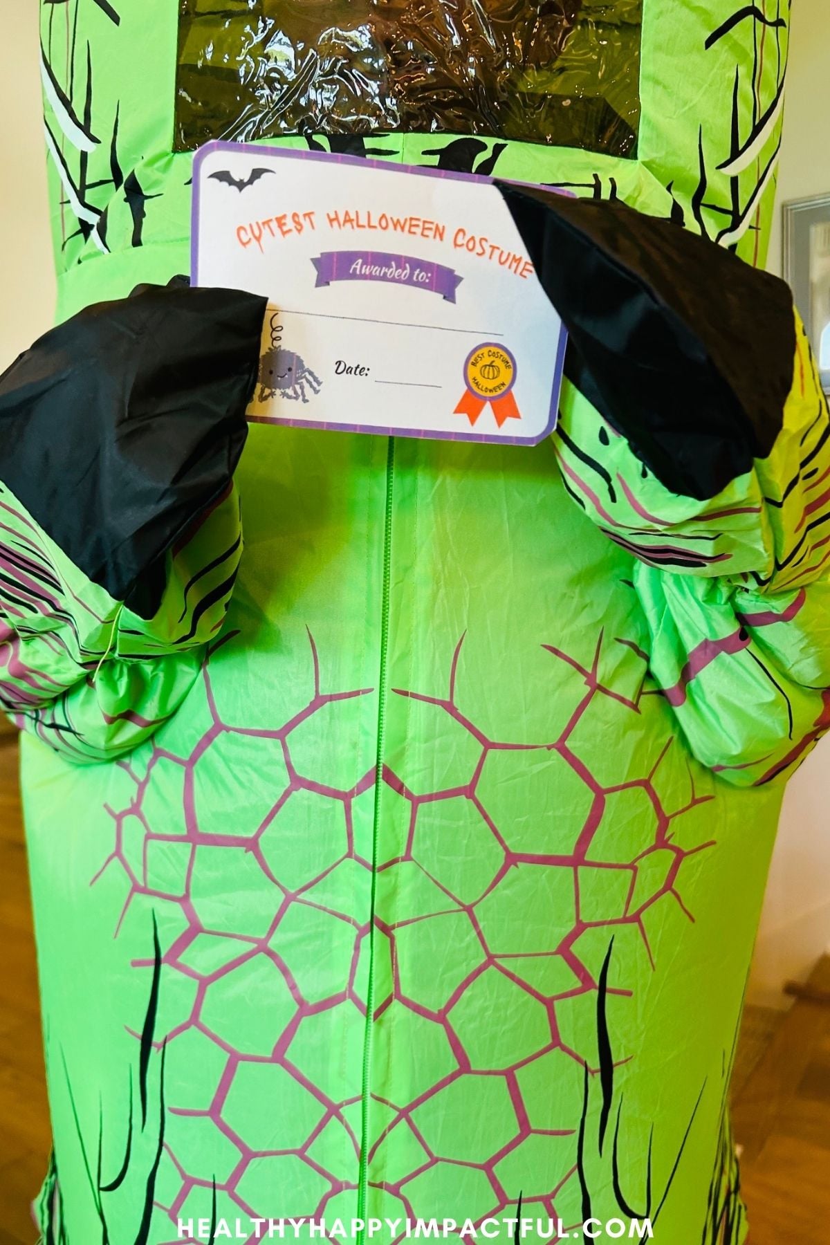 cutest Halloween costume award sign